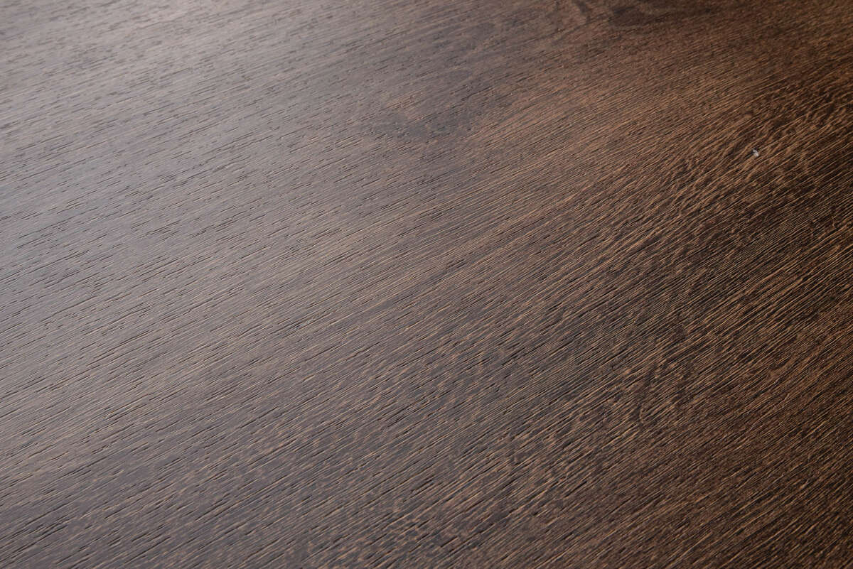 K090 Bronze Expressive Oak – Texture close-up (PW)