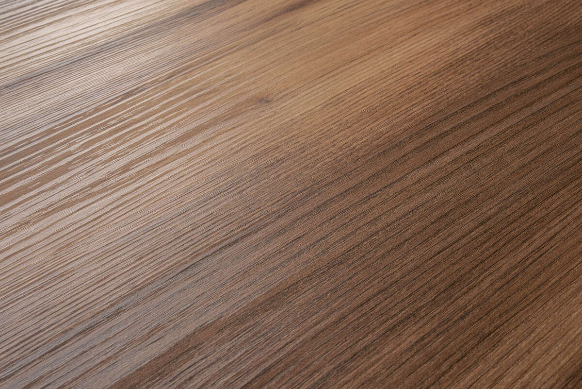 K535 Gold Baroque Oak – Texture close-up (RW)