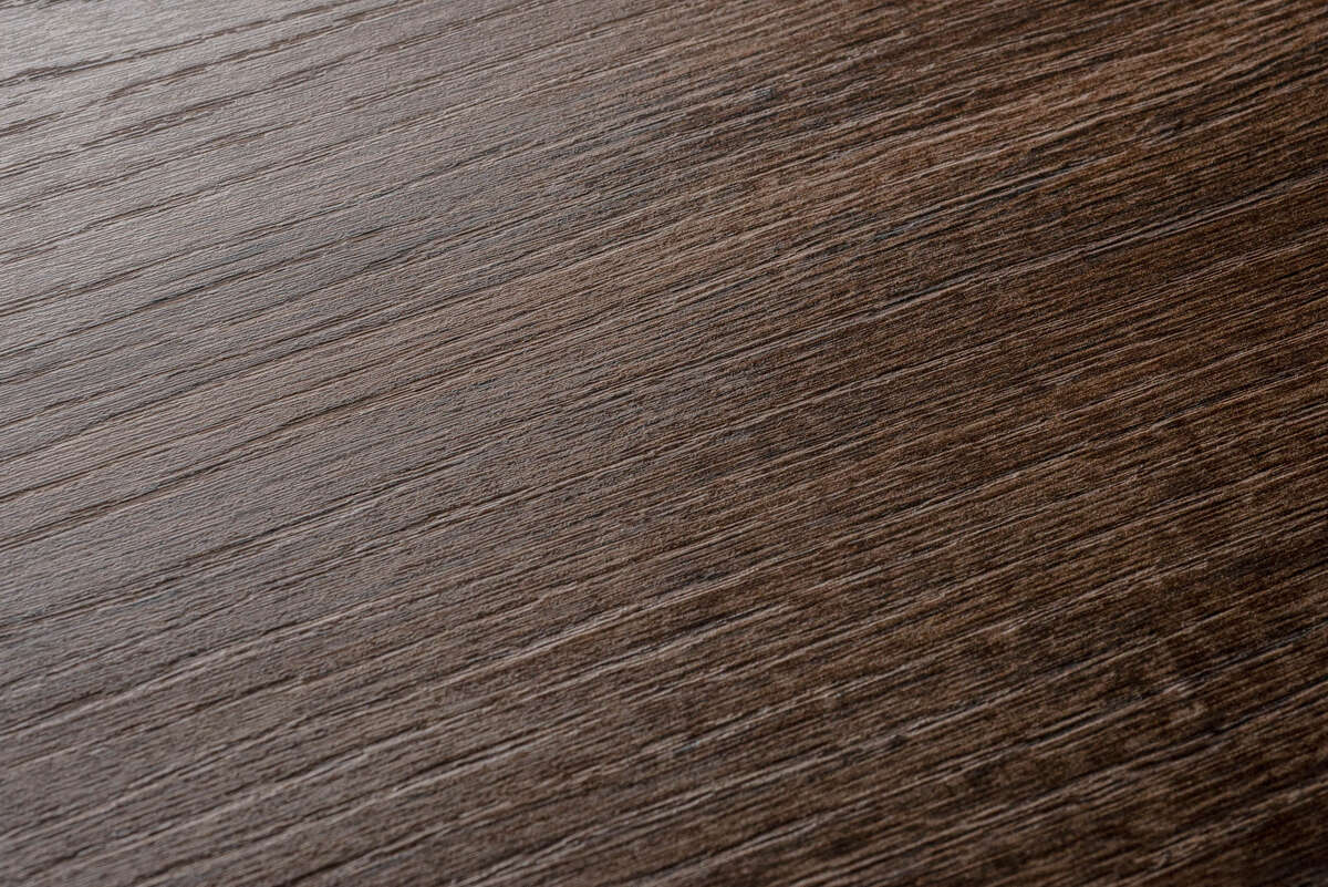 K554 Chocolate Hudson Oak – Texture close-up (HU)