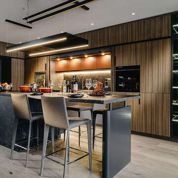 Modern alpine luxury with a strong material identity