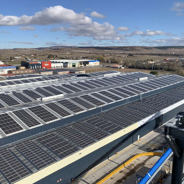 36 000 m&#178; of solar panels for Kronospan plants in Spain