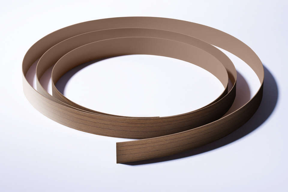 0729 Walnut – Matching edge tape