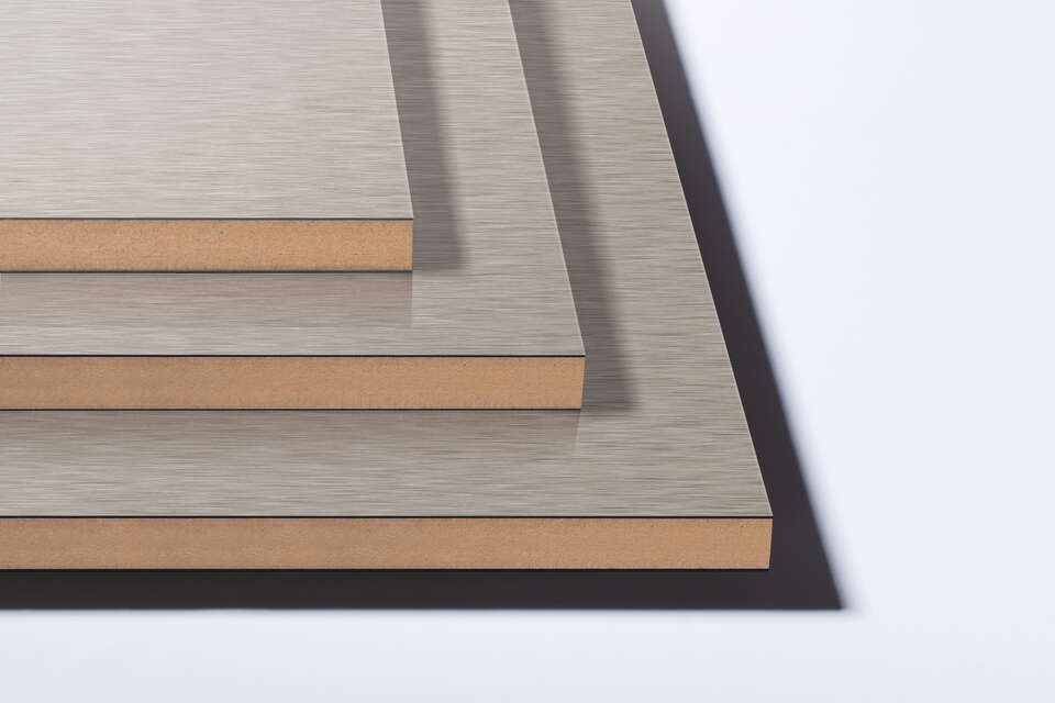 AL03 Brushed Inox – Metal board