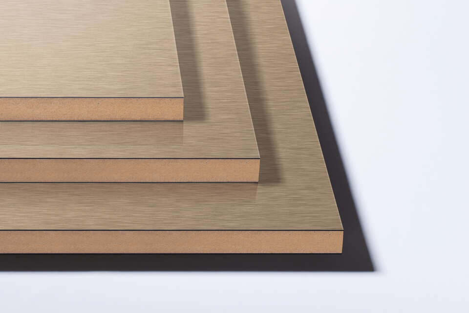 AL06 Brushed Bronze – Metal board
